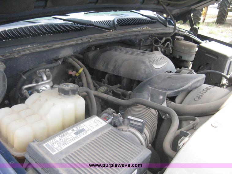 image for item AS9156 Chevrolet Silverado 2500 pickup truck