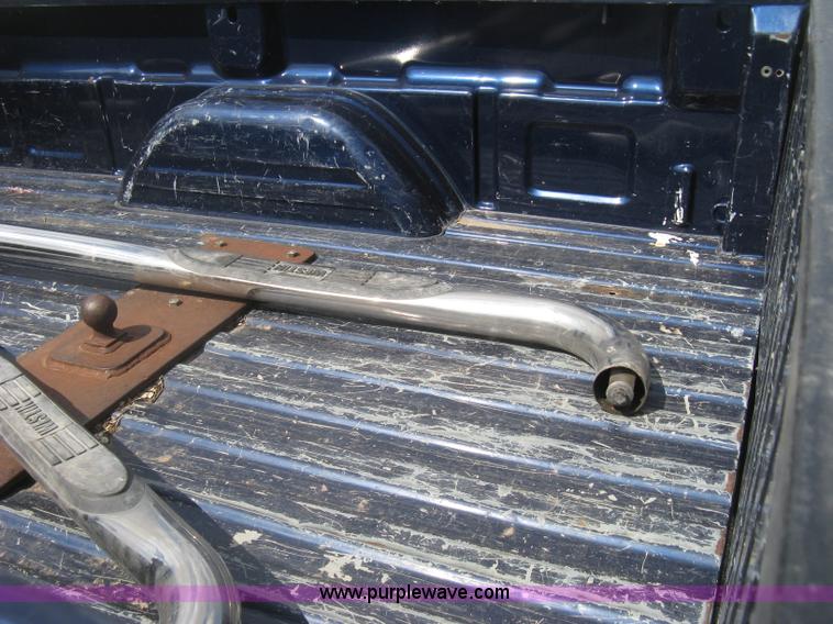 image for item AS9156 Chevrolet Silverado 2500 pickup truck