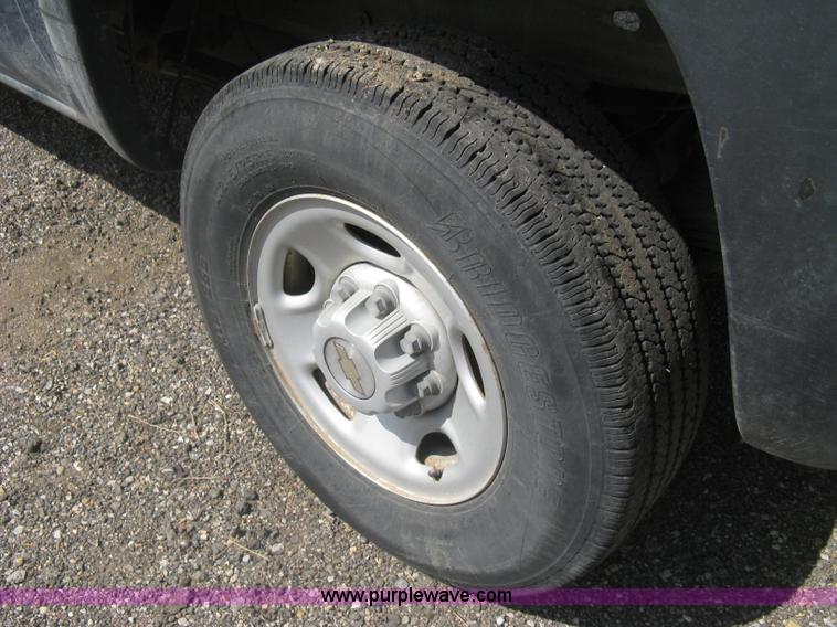 image for item AS9156 Chevrolet Silverado 2500 pickup truck