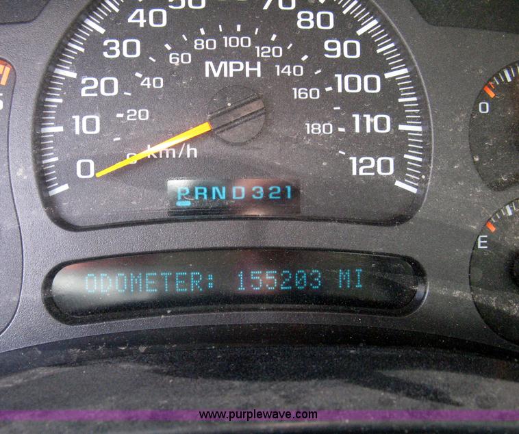 image for item AS9157 2003 Chevrolet Silverado 2500HD Ext. Cab pickup truck