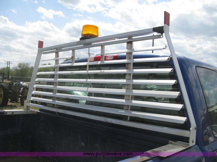 image for item AS9157 2003 Chevrolet Silverado 2500HD Ext. Cab pickup truck