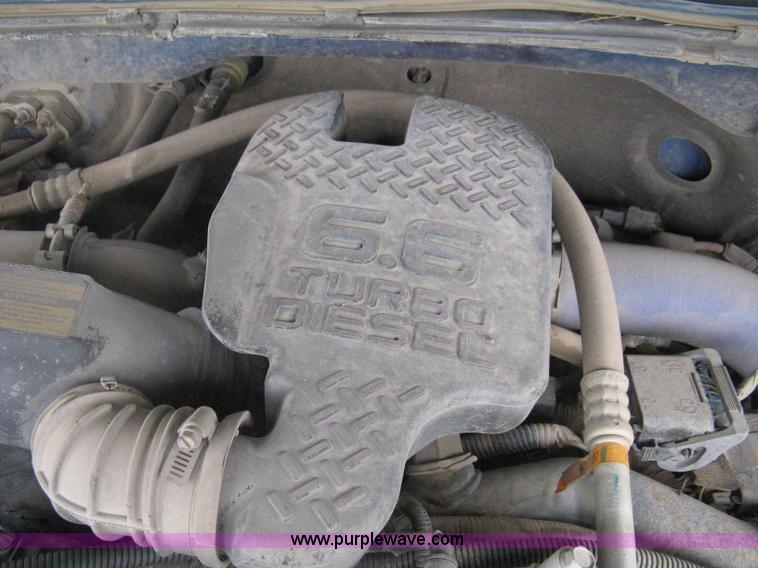 image for item AS9157 2003 Chevrolet Silverado 2500HD Ext. Cab pickup truck