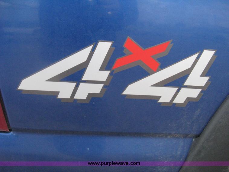 image for item AS9157 2003 Chevrolet Silverado 2500HD Ext. Cab pickup truck