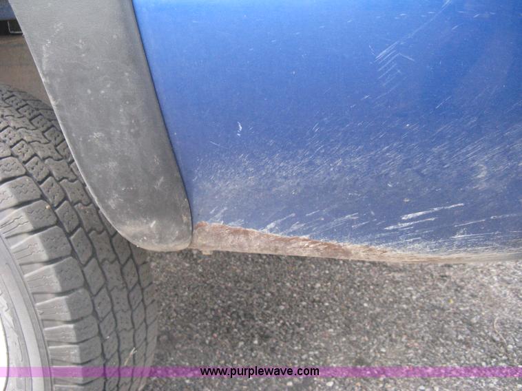 image for item AS9157 2003 Chevrolet Silverado 2500HD Ext. Cab pickup truck