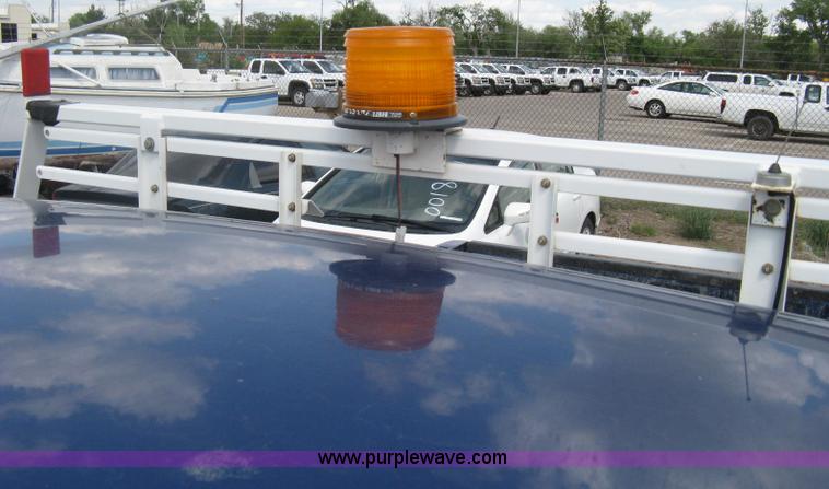 image for item AS9157 2003 Chevrolet Silverado 2500HD Ext. Cab pickup truck