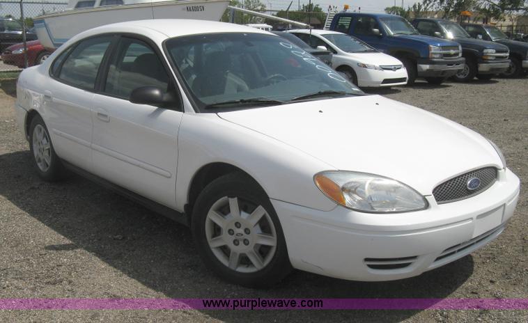 image for item AS9159 2006 Ford Taurus SE