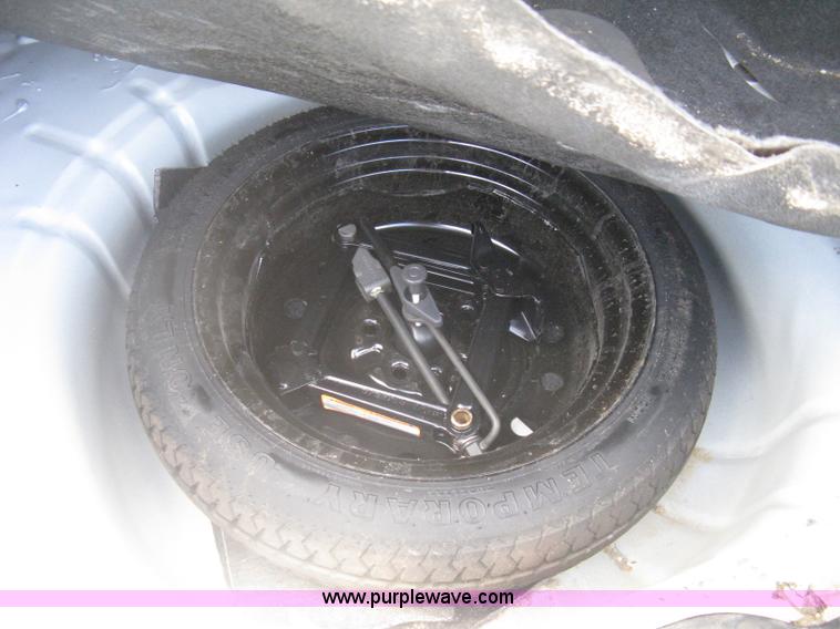 image for item AS9159 2006 Ford Taurus SE