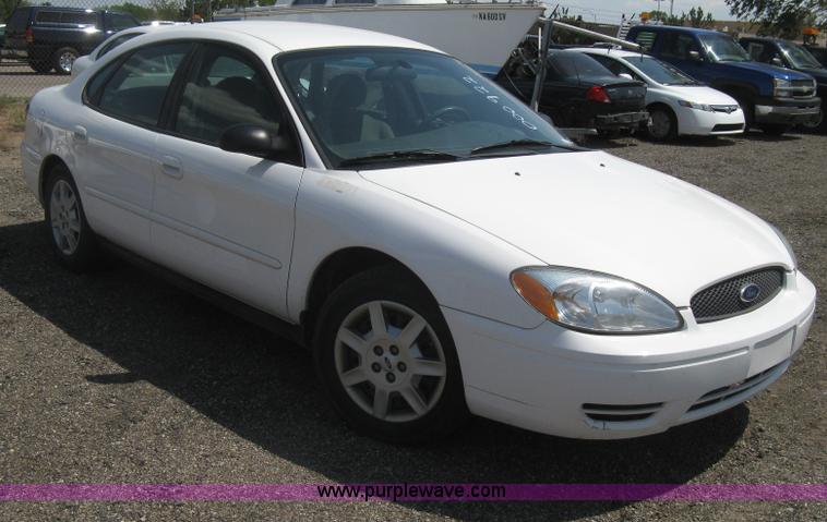 image for item AS9160 2006 Ford Taurus SE