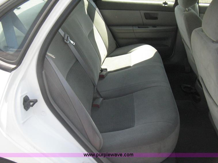 image for item AS9160 2006 Ford Taurus SE