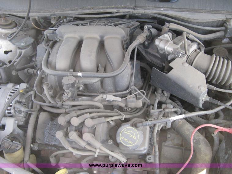 image for item AS9160 2006 Ford Taurus SE