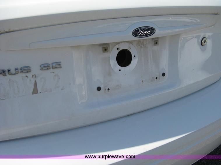 image for item AS9160 2006 Ford Taurus SE