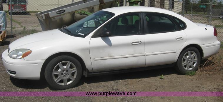image for item AS9161 2006 Ford Taurus SE
