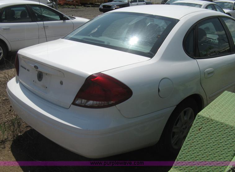 image for item AS9161 2006 Ford Taurus SE
