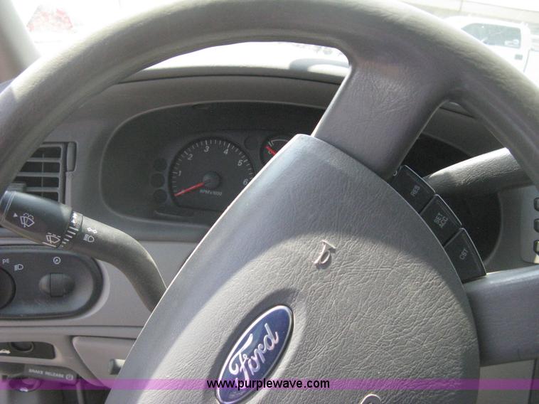 image for item AS9161 2006 Ford Taurus SE