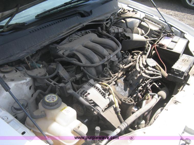 image for item AS9161 2006 Ford Taurus SE