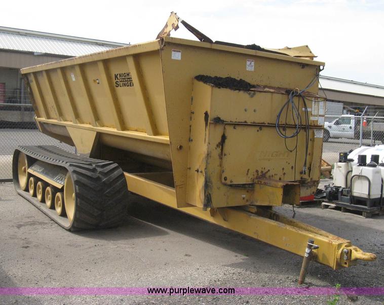 image for item AS9181 Knight 8040 Pro Twin Slinger slurry spreader