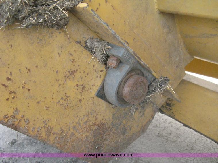 image for item AS9181 Knight 8040 Pro Twin Slinger slurry spreader