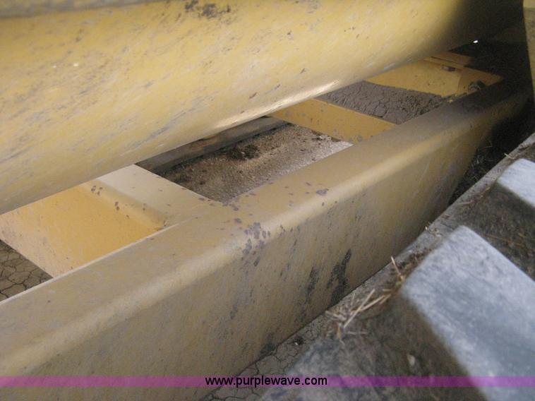 image for item AS9181 Knight 8040 Pro Twin Slinger slurry spreader