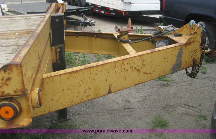 image for item AS9184 2002 Belshe FB-14 equipment trailer