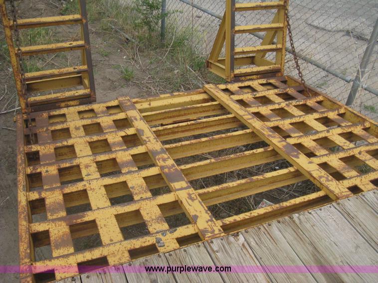 image for item AS9184 2002 Belshe FB-14 equipment trailer