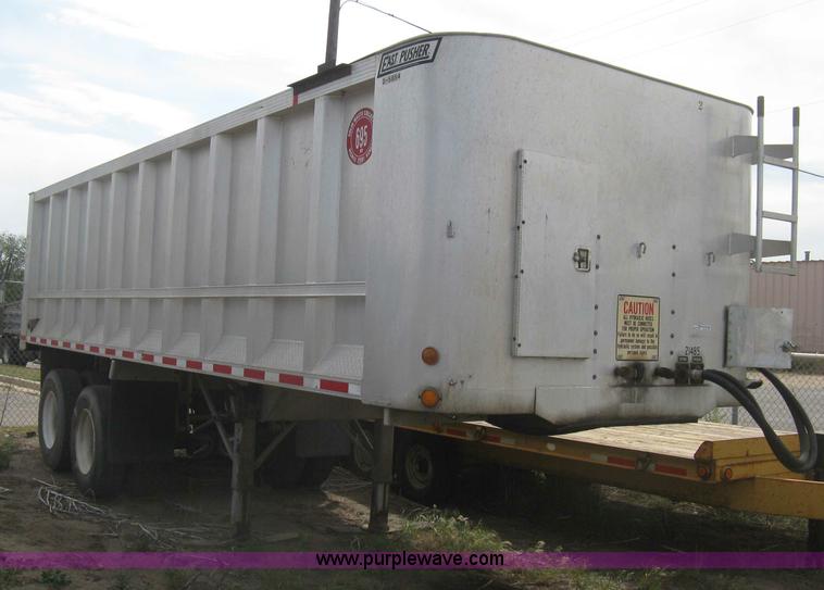 image for item AS9185 1997 East Pusher trailer