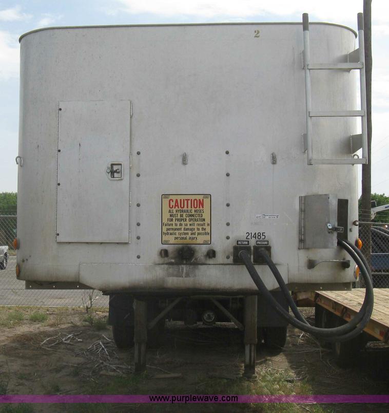 image for item AS9185 1997 East Pusher trailer