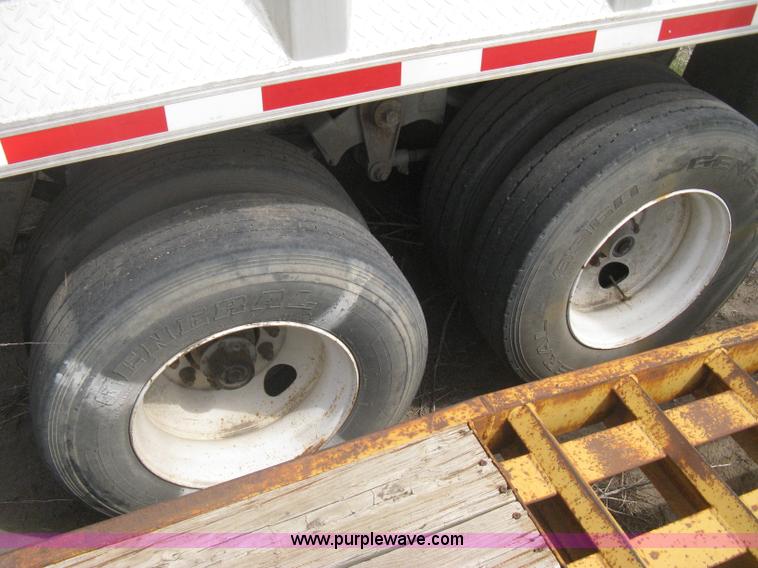 image for item AS9185 1997 East Pusher trailer