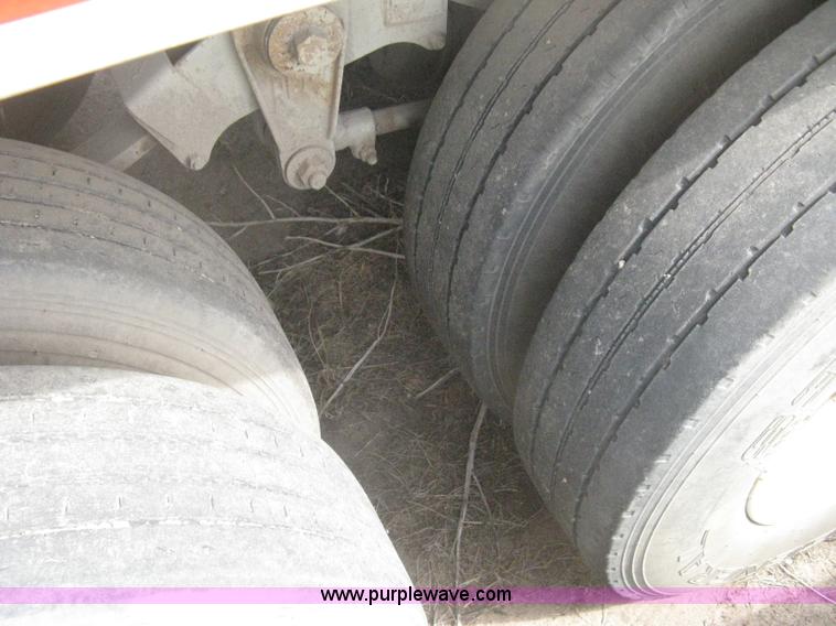 image for item AS9185 1997 East Pusher trailer