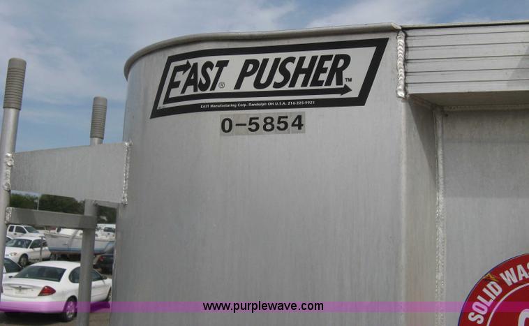 image for item AS9185 1997 East Pusher trailer