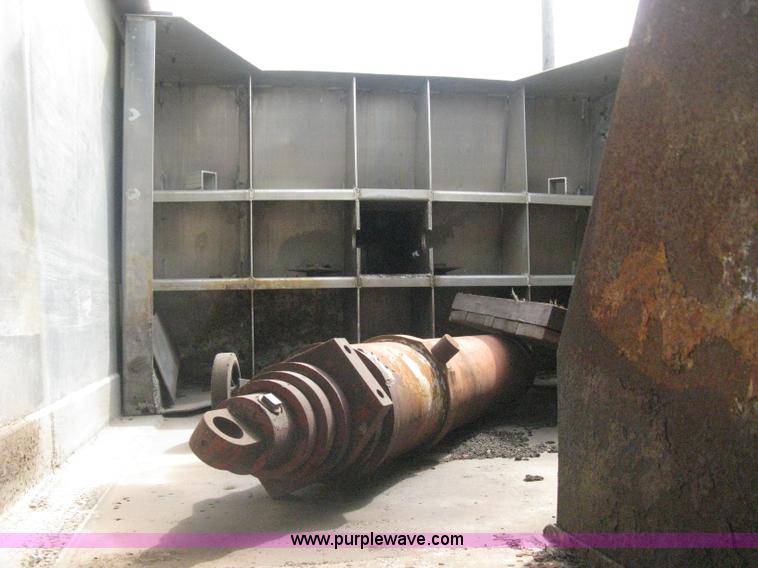 image for item AS9185 1997 East Pusher trailer