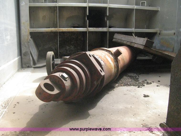 image for item AS9185 1997 East Pusher trailer