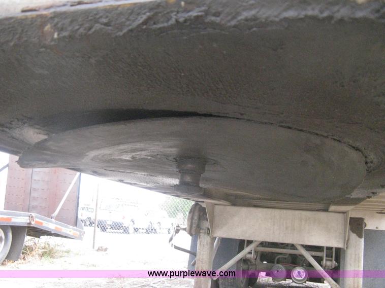 image for item AS9185 1997 East Pusher trailer