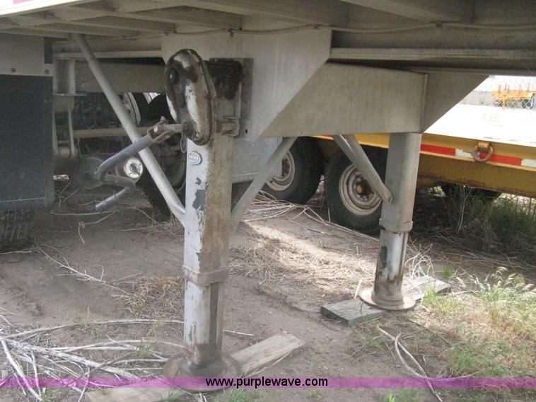 image for item AS9185 1997 East Pusher trailer