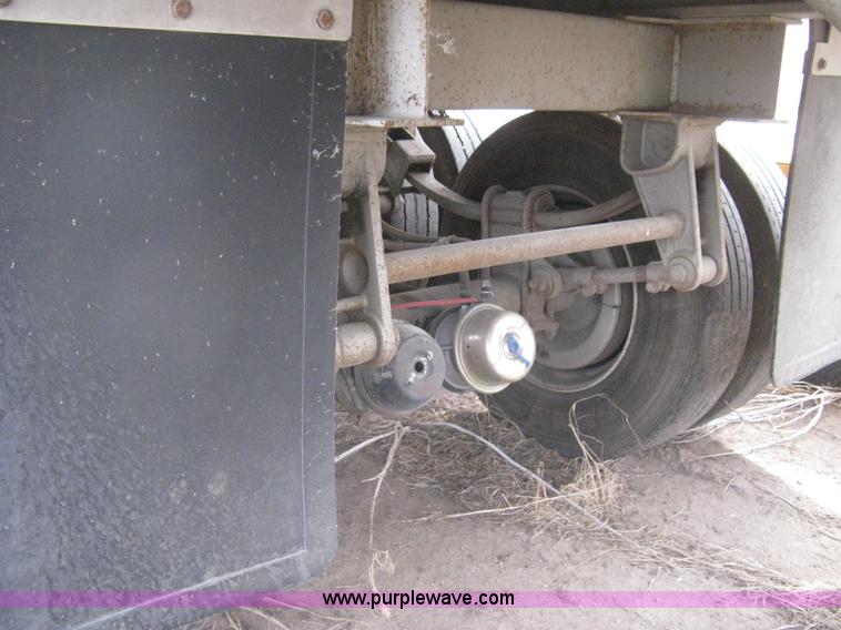 image for item AS9185 1997 East Pusher trailer