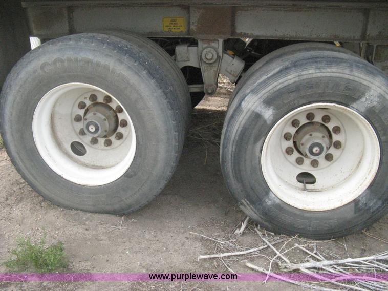 image for item AS9185 1997 East Pusher trailer