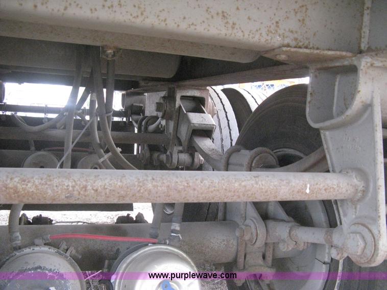 image for item AS9185 1997 East Pusher trailer