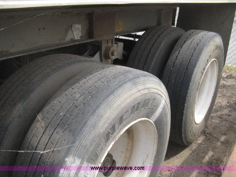 image for item AS9185 1997 East Pusher trailer