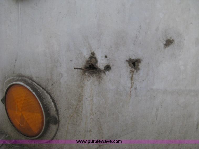 image for item AS9185 1997 East Pusher trailer