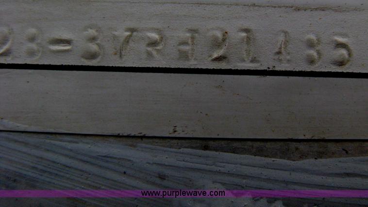 image for item AS9185 1997 East Pusher trailer