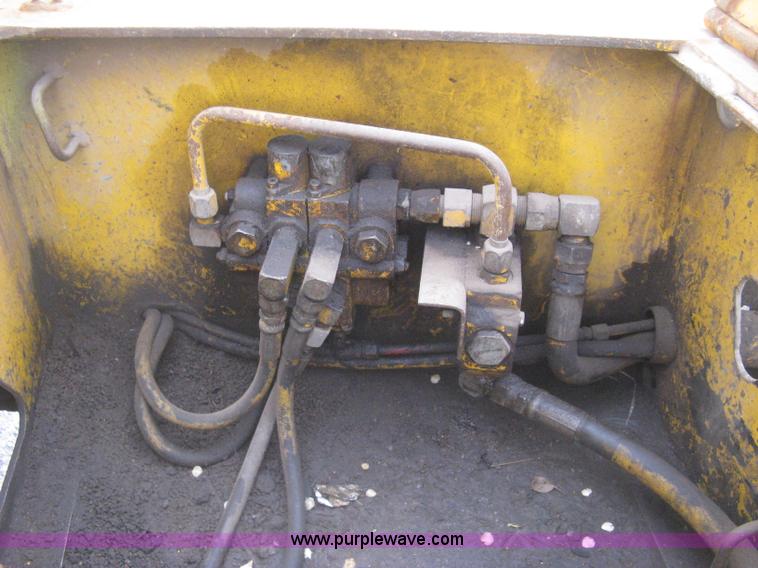 image for item AS9187 1999 Trail King TK50RB-3000 roll back flatbed trailer