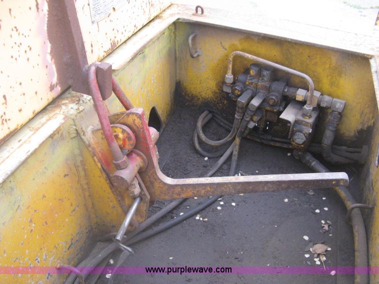 image for item AS9187 1999 Trail King TK50RB-3000 roll back flatbed trailer