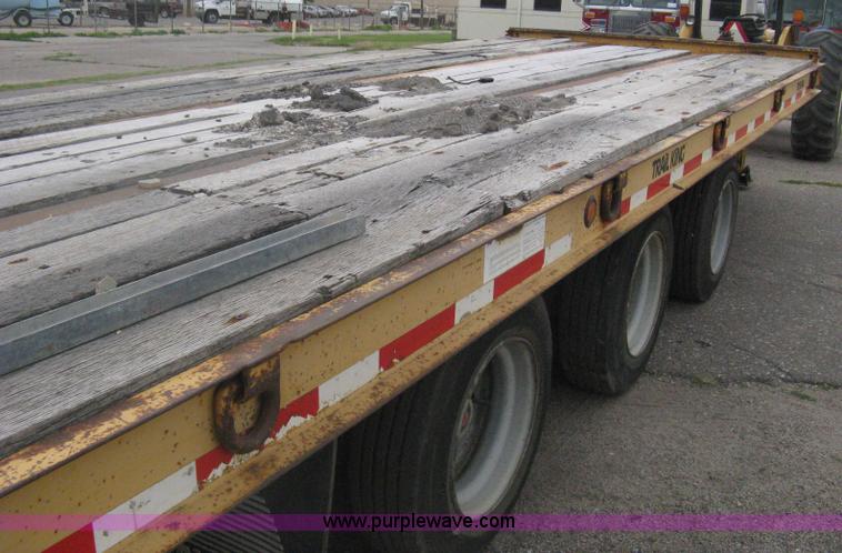 image for item AS9187 1999 Trail King TK50RB-3000 roll back flatbed trailer