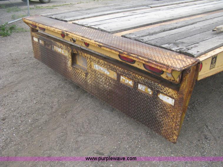 image for item AS9187 1999 Trail King TK50RB-3000 roll back flatbed trailer