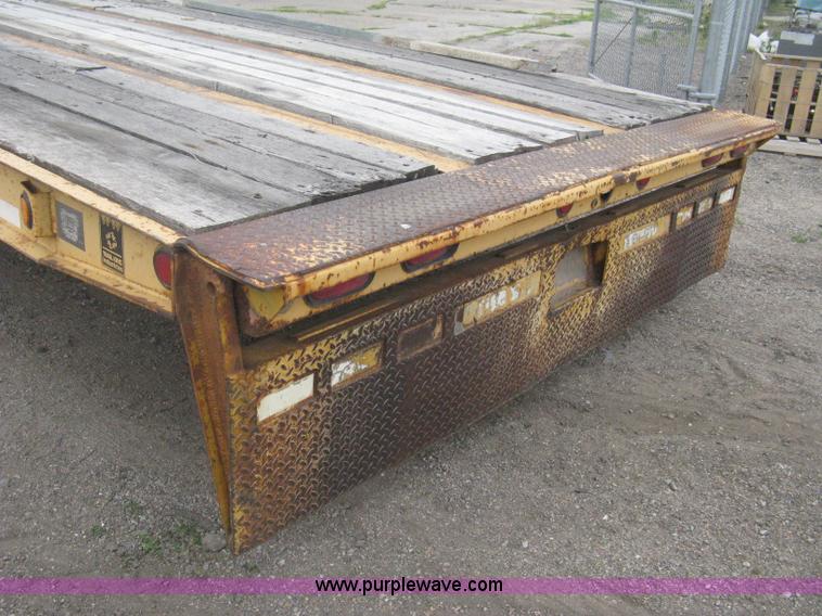 image for item AS9187 1999 Trail King TK50RB-3000 roll back flatbed trailer