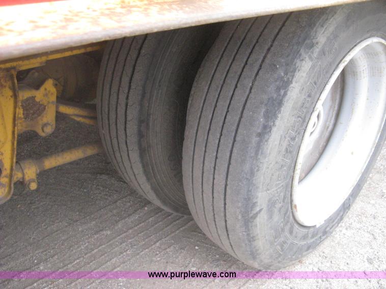 image for item AS9187 1999 Trail King TK50RB-3000 roll back flatbed trailer