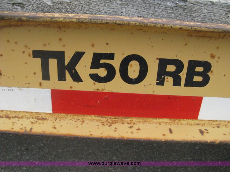 image for item AS9187 1999 Trail King TK50RB-3000 roll back flatbed trailer