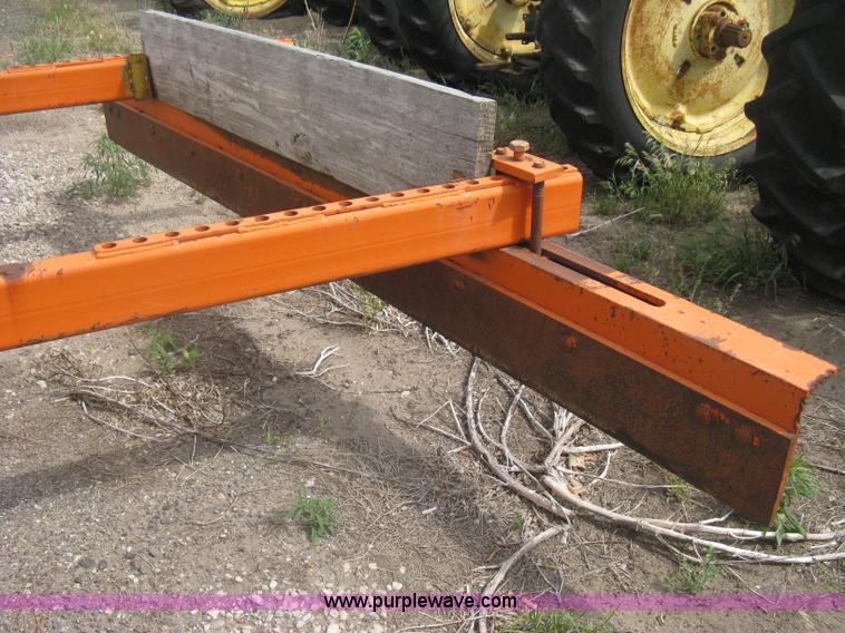 image for item AS9188 2002 Bonnell 272 road maintainer