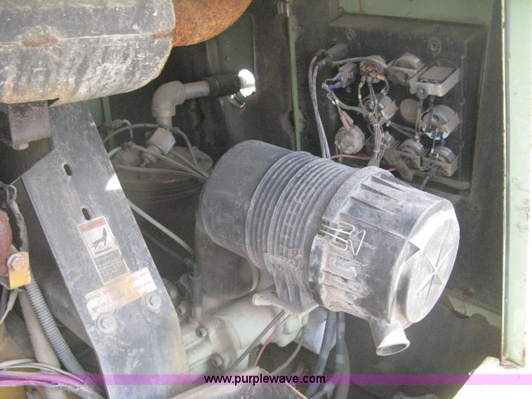 image for item AS9197 1999 Sullair 185DPQJD mobile compressor