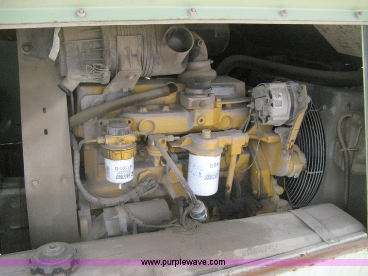 image for item AS9197 1999 Sullair 185DPQJD mobile compressor