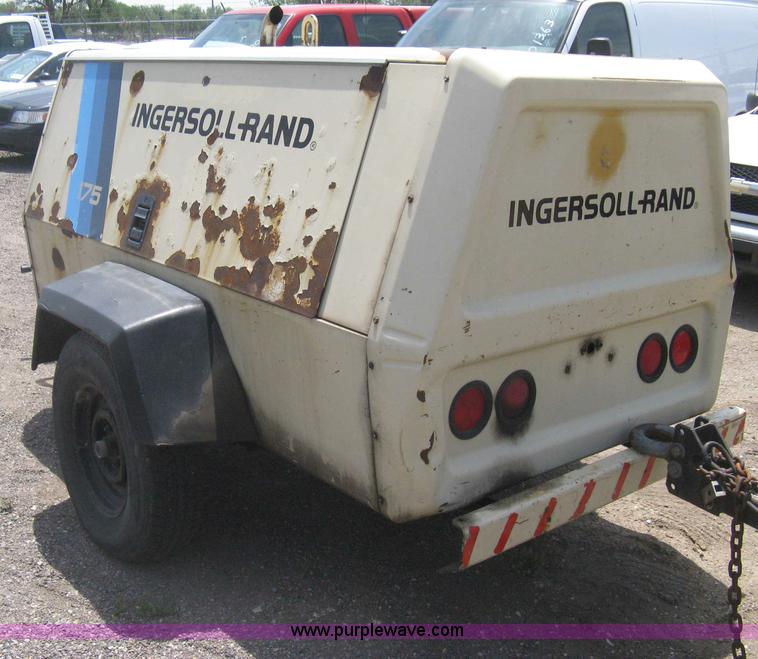 image for item AS9198 1995 Ingersoll Rand P175WJD mobile compressor